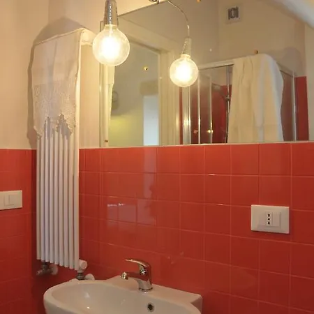 فندق مبيت وإفطار Palazzo Agrusti - Residenza D'epoca