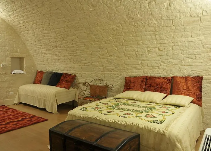 Bed & Breakfast Palazzo Agrusti - Residenza D'epoca 3*